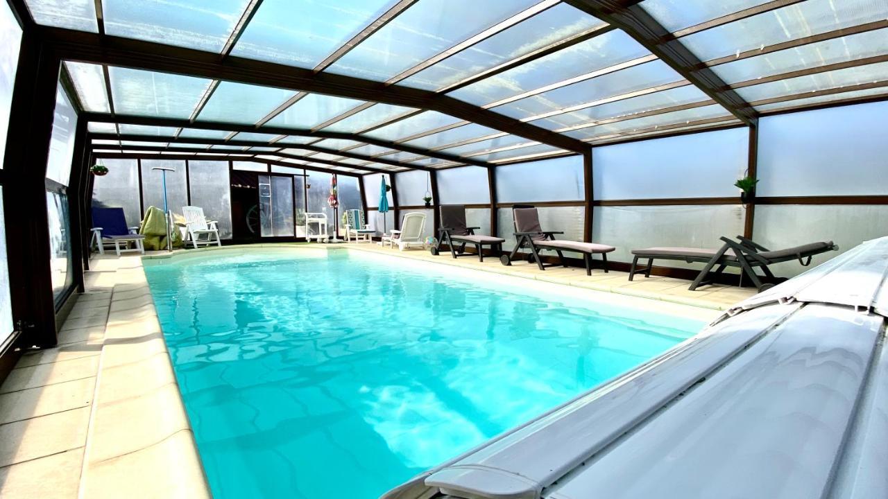 Maison De Charme Piscine Couverte Chauffee Mayrinhac-Lentour エクステリア 写真